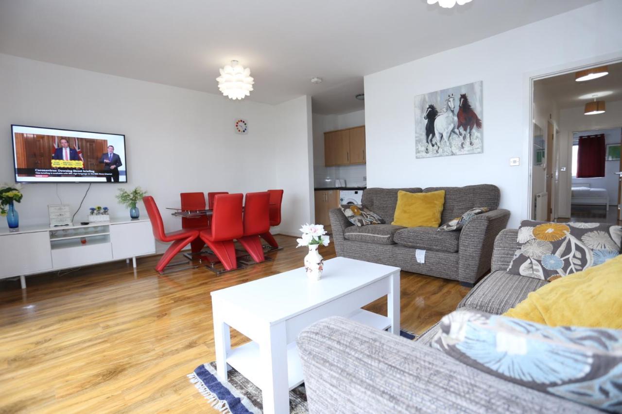 Lovely 2 Bed 2 Toilet Hill House River View Apartment London Bagian luar foto