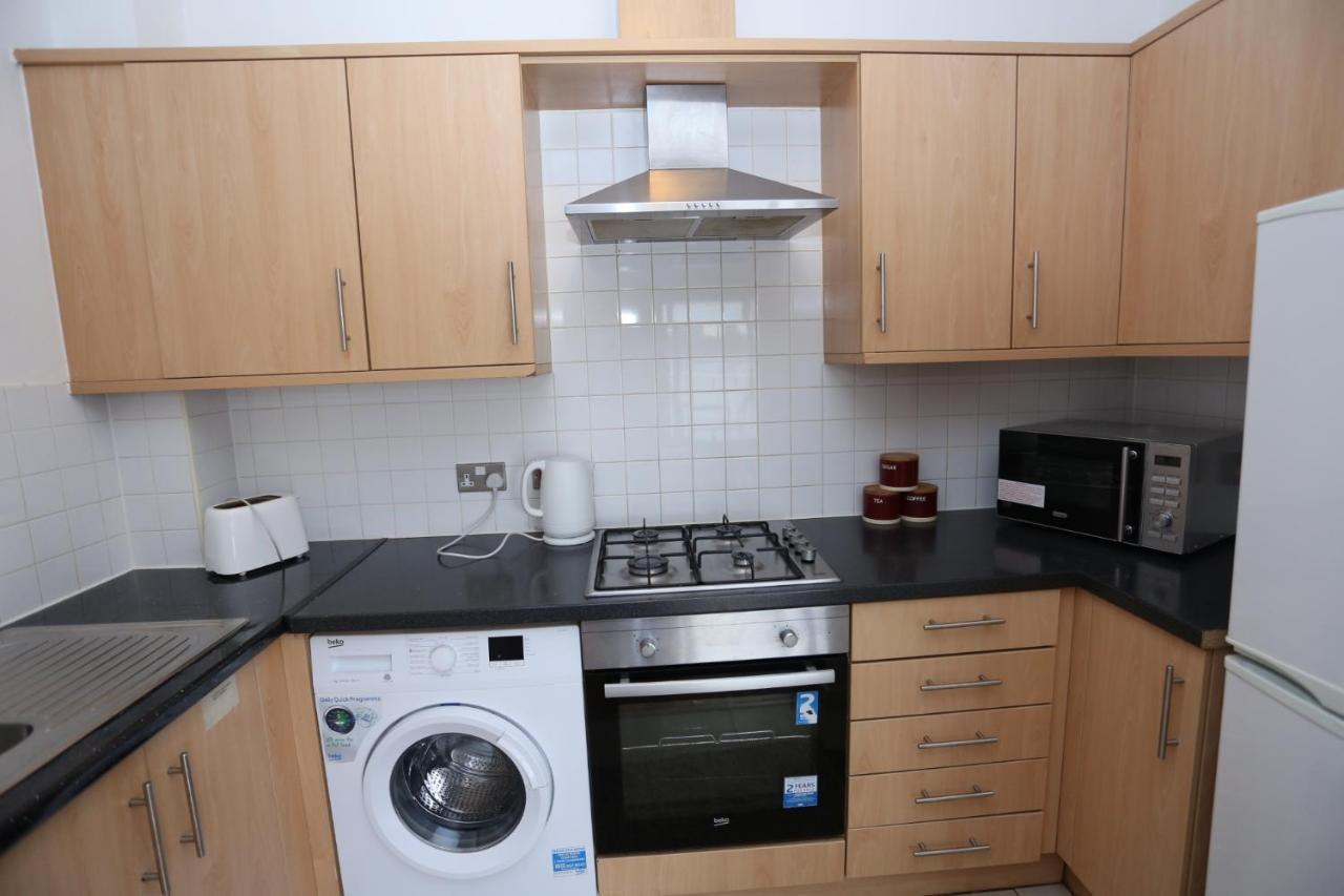 Lovely 2 Bed 2 Toilet Hill House River View Apartment London Bagian luar foto