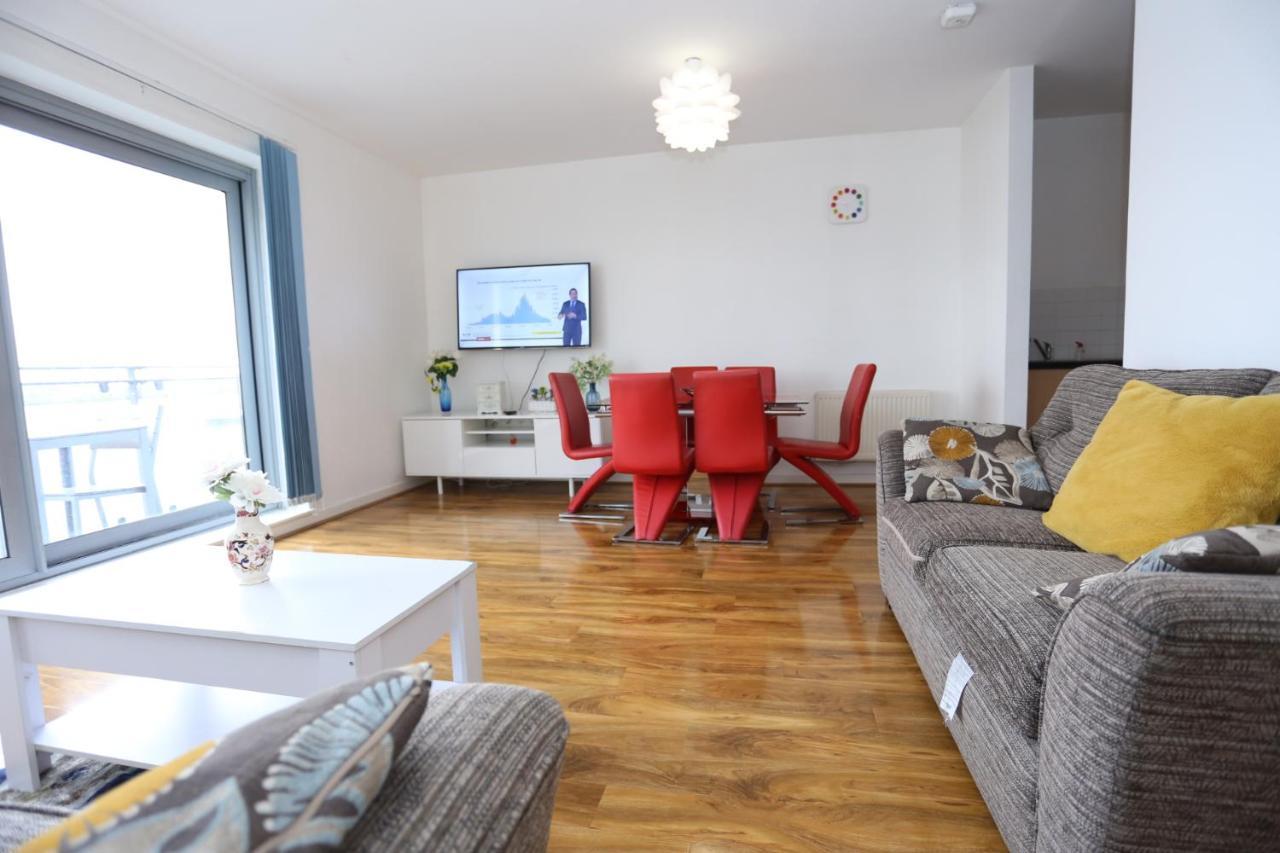 Lovely 2 Bed 2 Toilet Hill House River View Apartment London Bagian luar foto